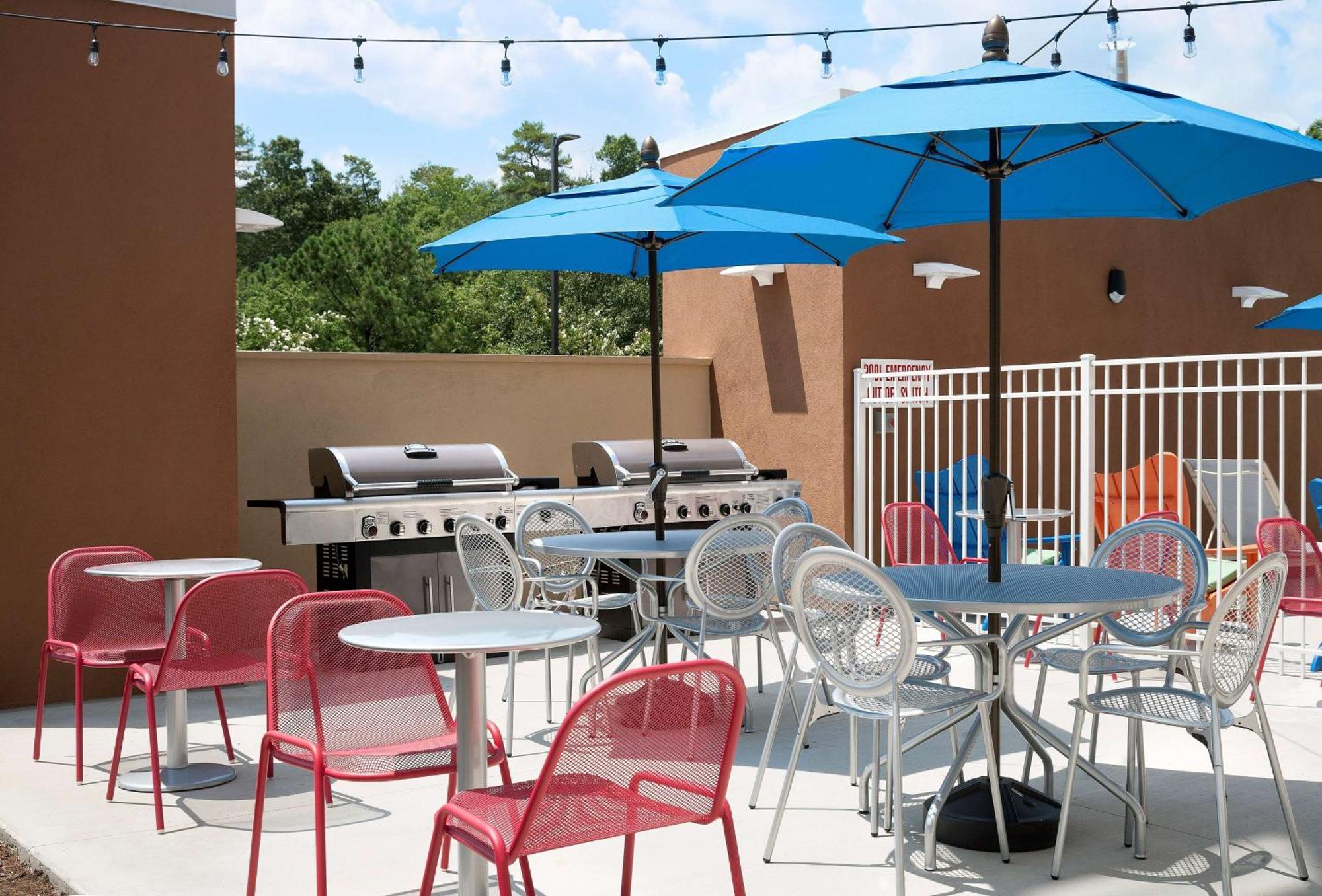 Home2 Suites By Hilton Greenville Airport Экстерьер фото