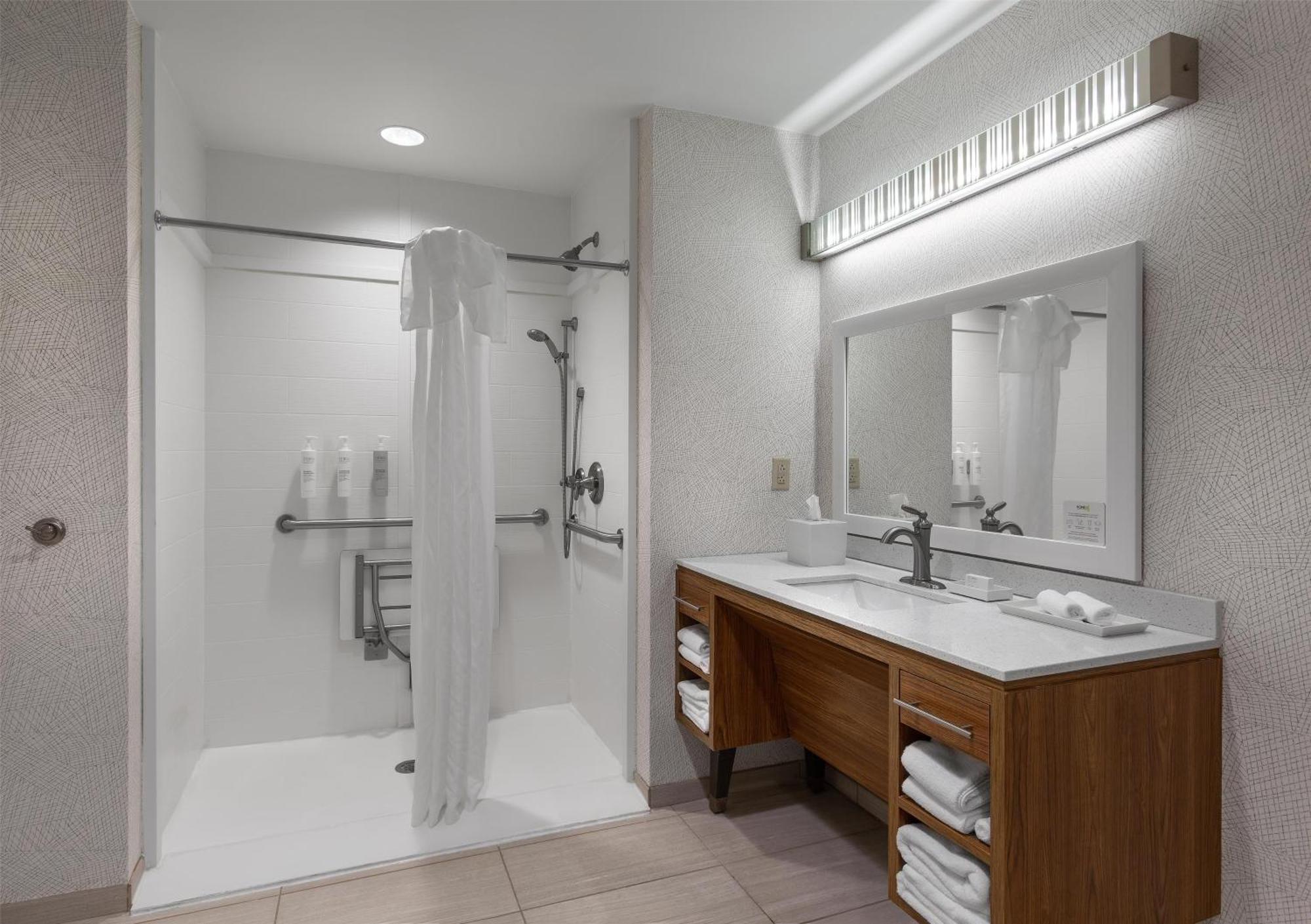 Home2 Suites By Hilton Greenville Airport Экстерьер фото